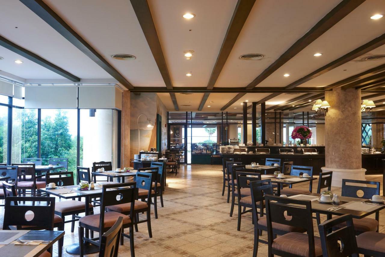 Long Beach Garden Hotel & Pavilions Pattaya Zewnętrze zdjęcie