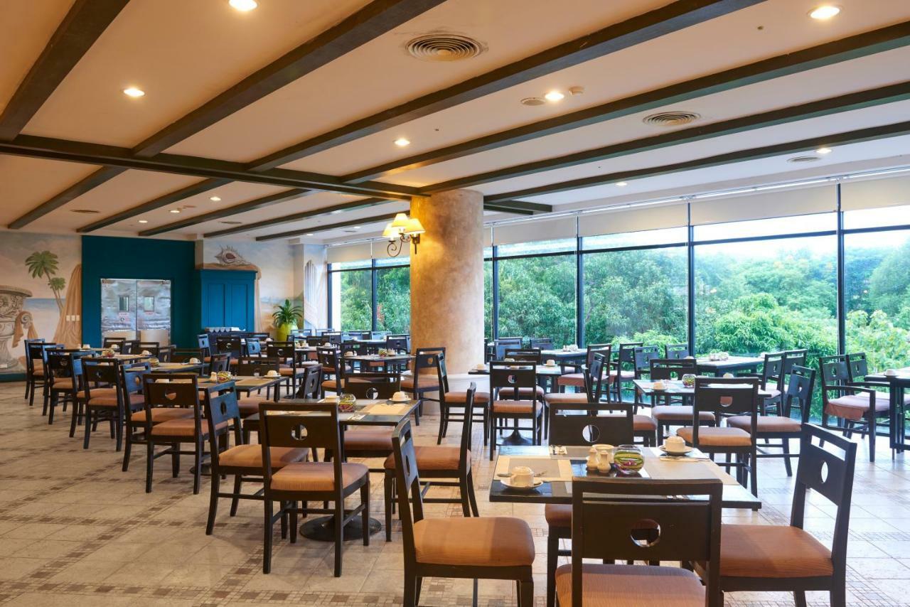 Long Beach Garden Hotel & Pavilions Pattaya Zewnętrze zdjęcie